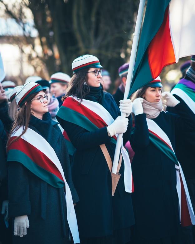 Eesti Vabariigi 102. aastapaevale puhendatud lipuvalve Tartus